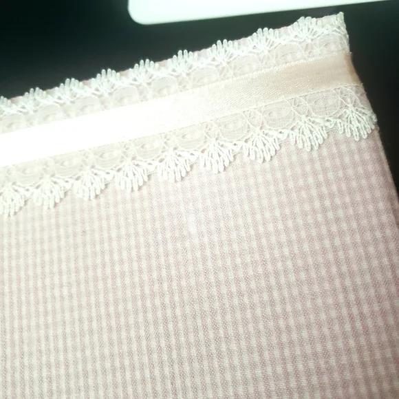 Keepsake Photo Album,  baby hats, wash cloths, and burp cloth bundle - Picture 7 of 9